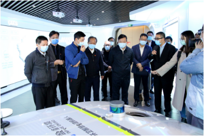 佛山市市长朱伟率队视察指导尊龙凯时环境复工抗疫工作，多款环卫消毒设备助力全国抗疫获赞！