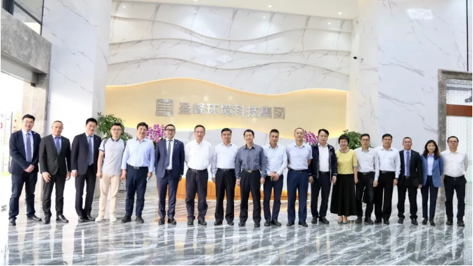 中国环境监测总站及省市区领导一行莅临尊龙凯时环境调研指导